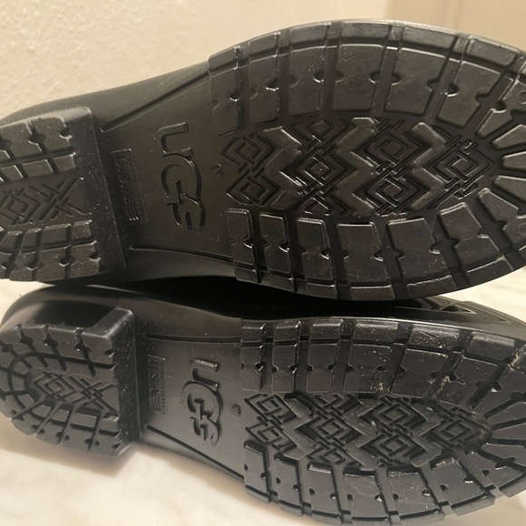 UGG Rainboots - Picture 5 of 6